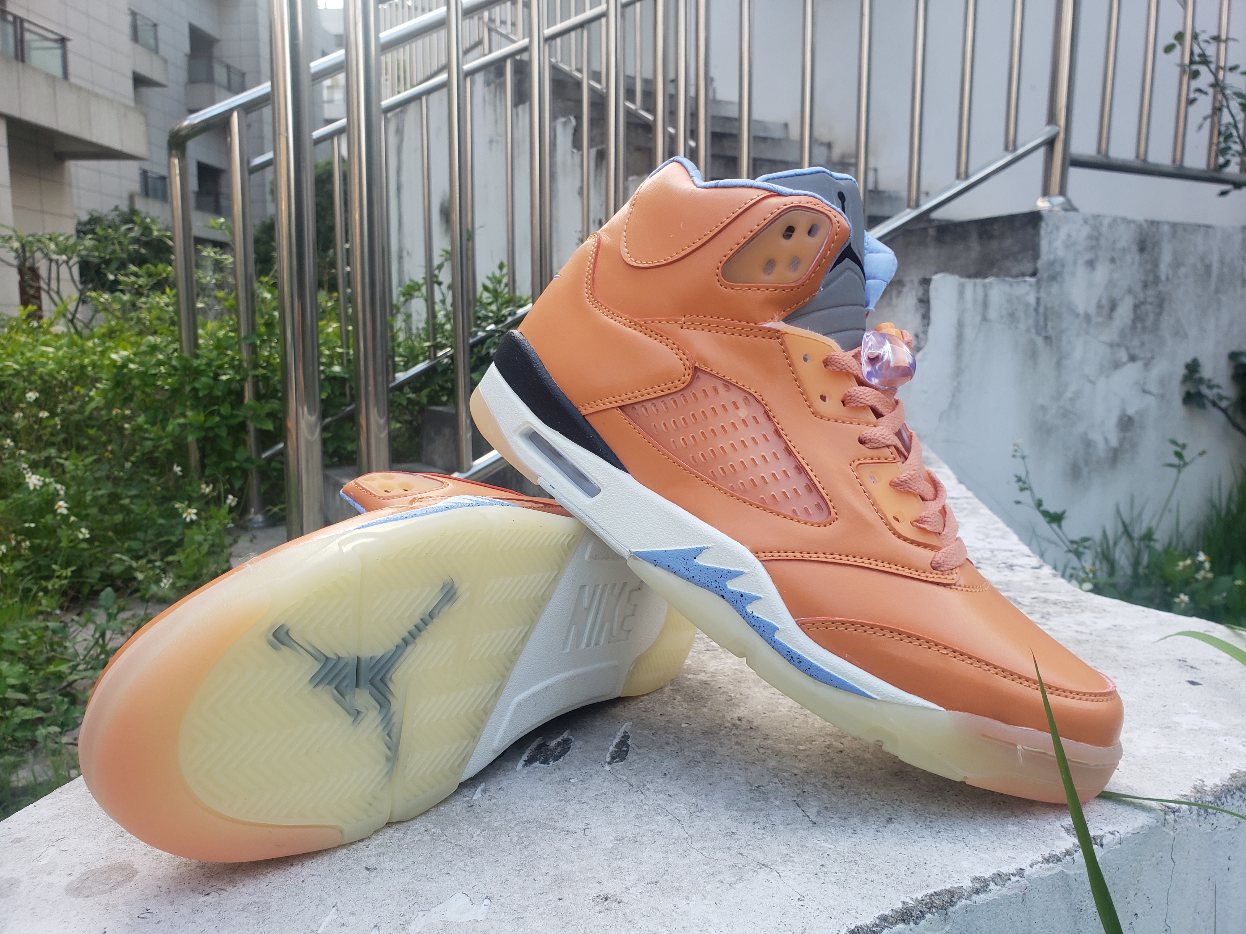 New 2022 Air Jordan 5 Retro Orange White Blue Shoes